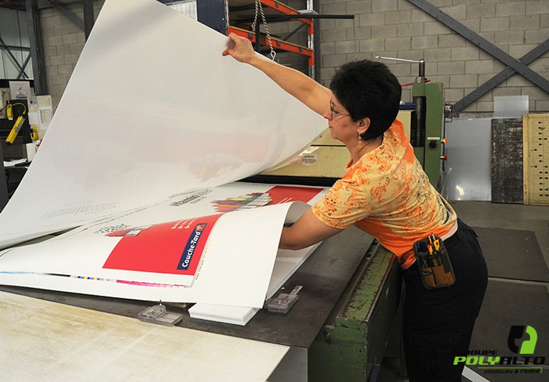 DIECUTTING OF PLASTIC MATERIALS